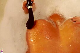 Nikki Sims (Tub Dildo Full 2018) - Nikki sims - free porn video