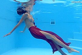 Underwater Naked Chick Getting Horny - Hermione Ganger - free porn video